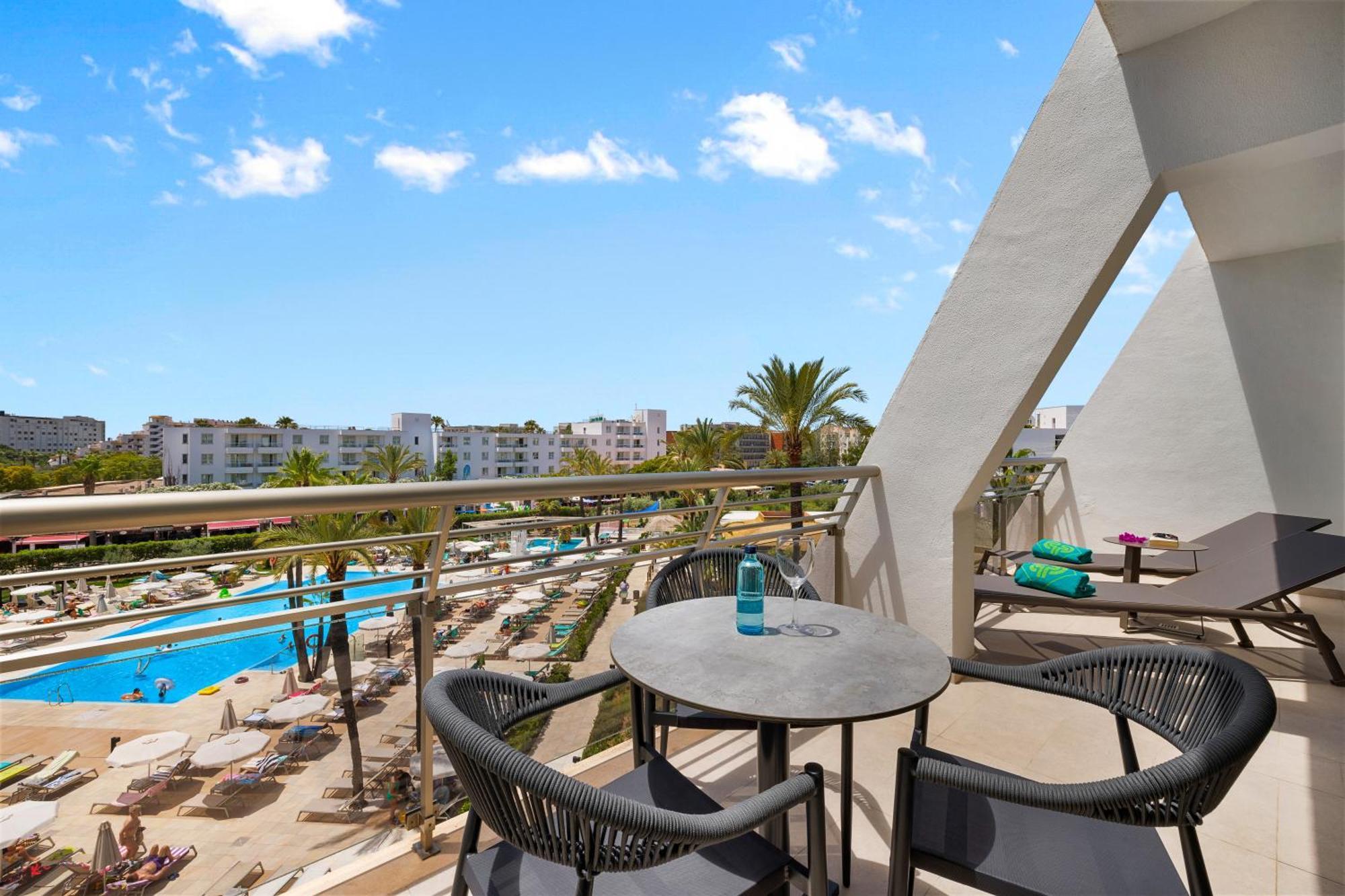 Suite Balcony