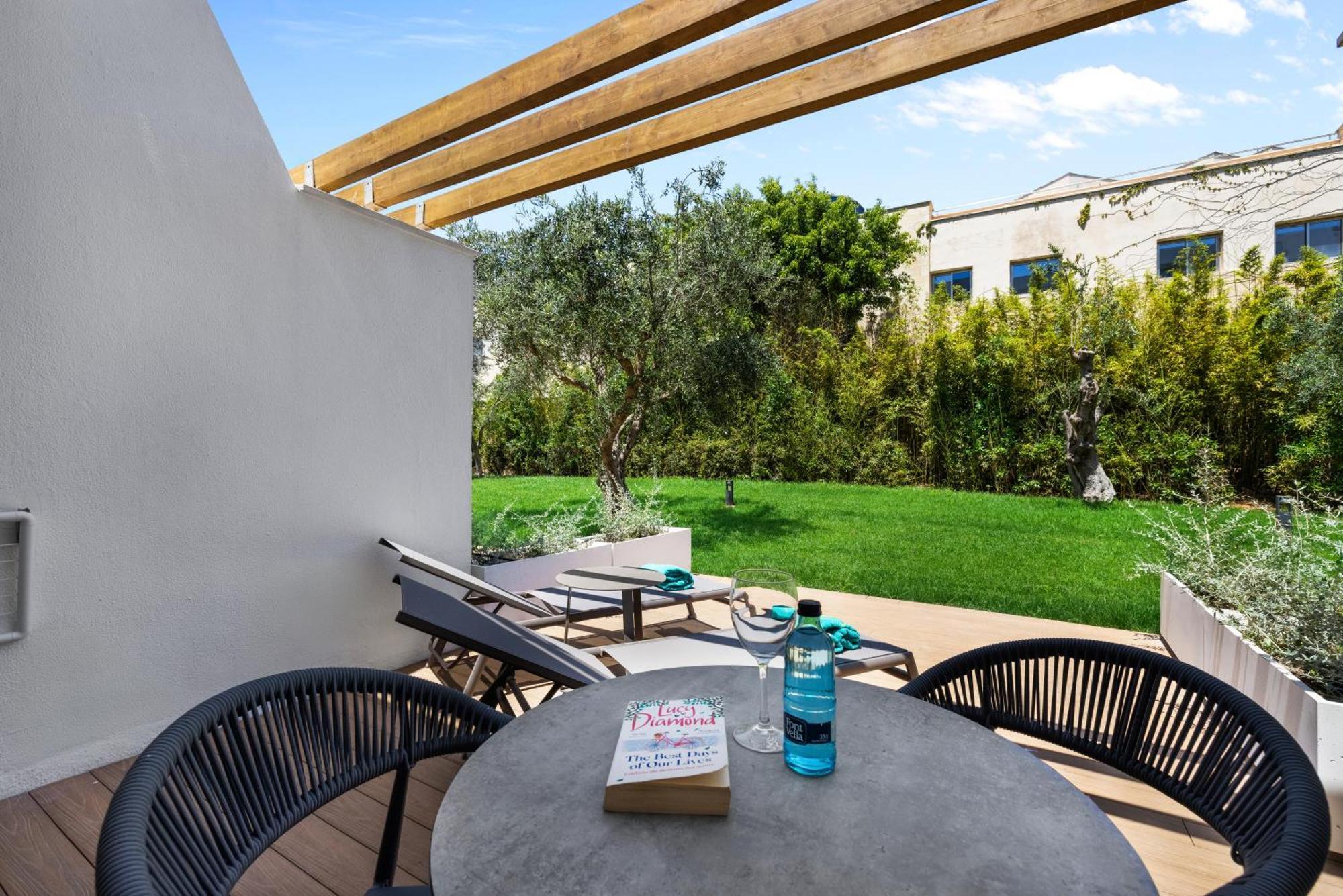 Superior Double or Twin Room with Terrace,1597545893:JPEG