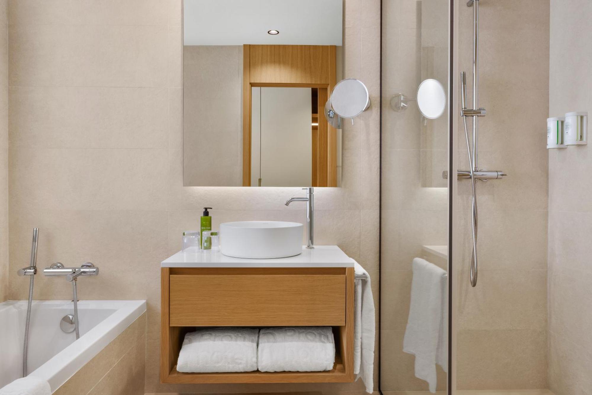 Superior Deluxe Double or Twin Room
